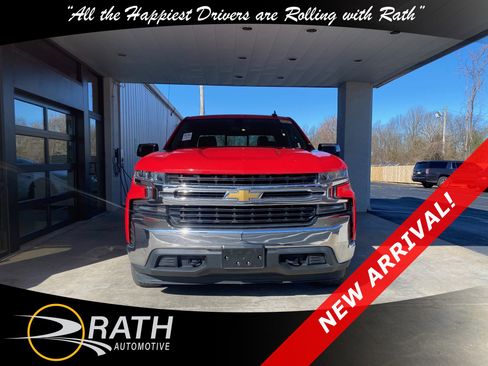 Used 2020 Chevrolet Silverado 1500 LT w/ Texas Edition image 3