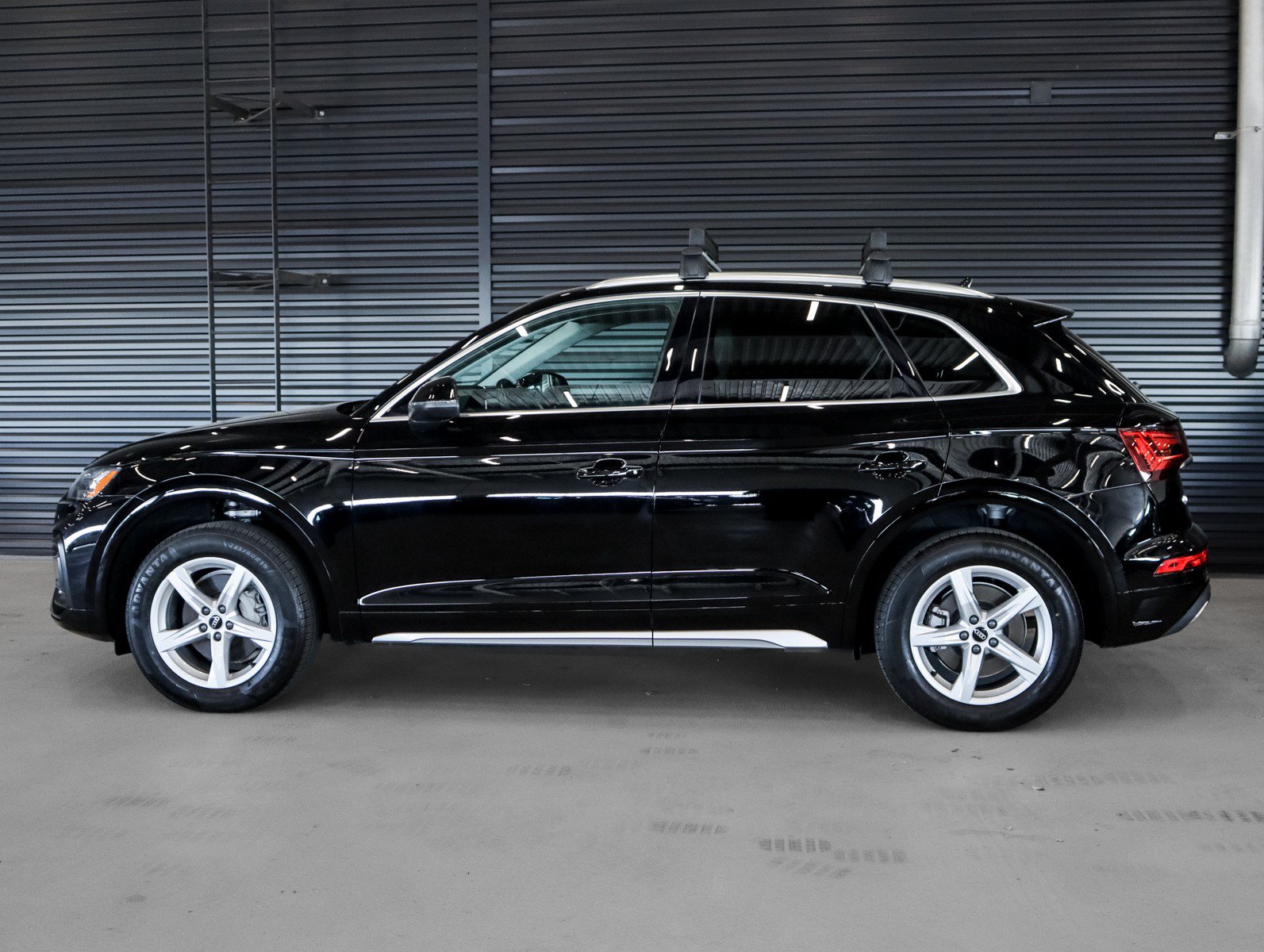 Used 2023 Audi Q5 2.0T Premium AWD/4WD image 15