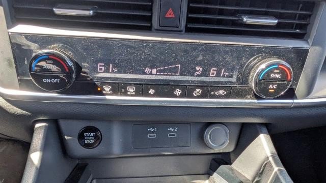 Used 2025 Nissan Rogue SV AWD/4WD image 11