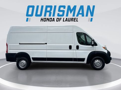 Used 2023 RAM ProMaster 2500 FWD image 9