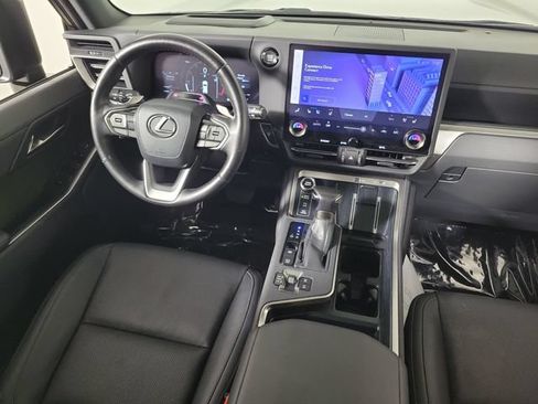 Used 2024 Lexus GX 550 AWD/4WD image 15