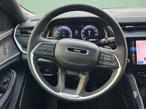 New 2026 Jeep Grand Cherokee Limited AWD/4WD image 25