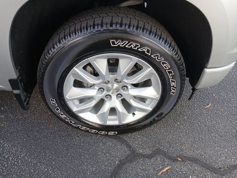 Used 2022 Chevrolet Silverado 1500 Custom image 21