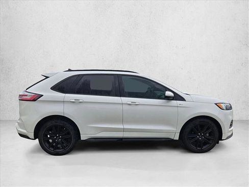 Used 2020 Ford Edge ST-Line FWD image 4