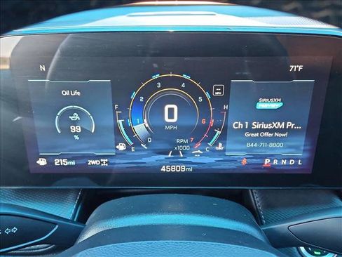 Used 2025 Chevrolet Equinox LT AWD/4WD image 11