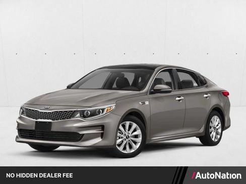 Used 2018 Kia Optima LX w/ 17" Alloy Wheels Package FWD image 1