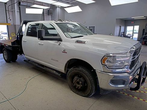 Used 2020 RAM 3500 SLT w/ Quick Order Package 2YG SLT AWD/4WD image 5