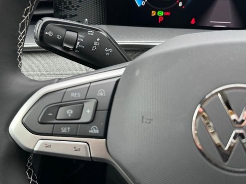 New 2025 Volkswagen Tiguan S AWD/4WD image 36