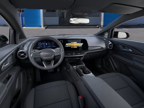 New 2026 Chevrolet Equinox EV LT w/ Comfort Package image 41