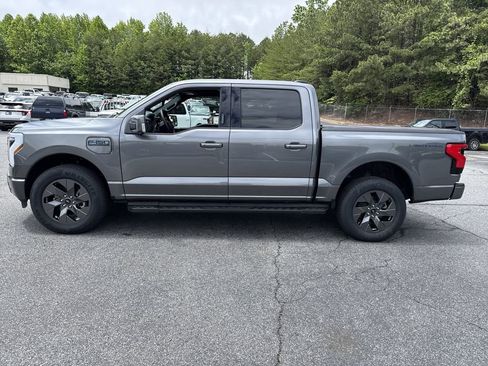 Used 2025 Ford F150 Lightning Lariat w/ Max Trailer Tow Package AWD/4WD image 4