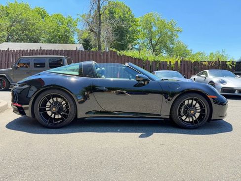 Used 2022 Porsche 911 Targa 4 GTS AWD/4WD image 5