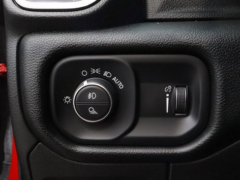 Used 2022 RAM 1500 Big Horn w/ Built-to-serve Edition image 16