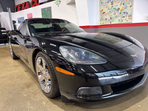 Used 2008 Chevrolet Corvette Coupe w/ Preferred Equipment Group RWD image 66