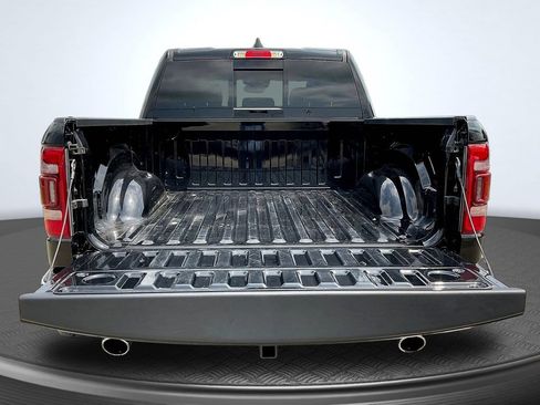 Used 2023 RAM 1500 Laramie AWD/4WD image 9