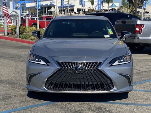 Used 2023 Lexus ES 350 w/ Accessory Package (Z1) image 8