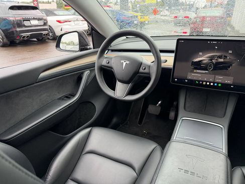 Used 2023 Tesla Model Y Long Range AWD/4WD image 6