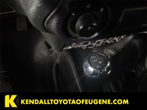 Used 2015 Jeep Wrangler Sport image 18