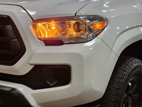 Used 2023 Toyota Tacoma SR image 14