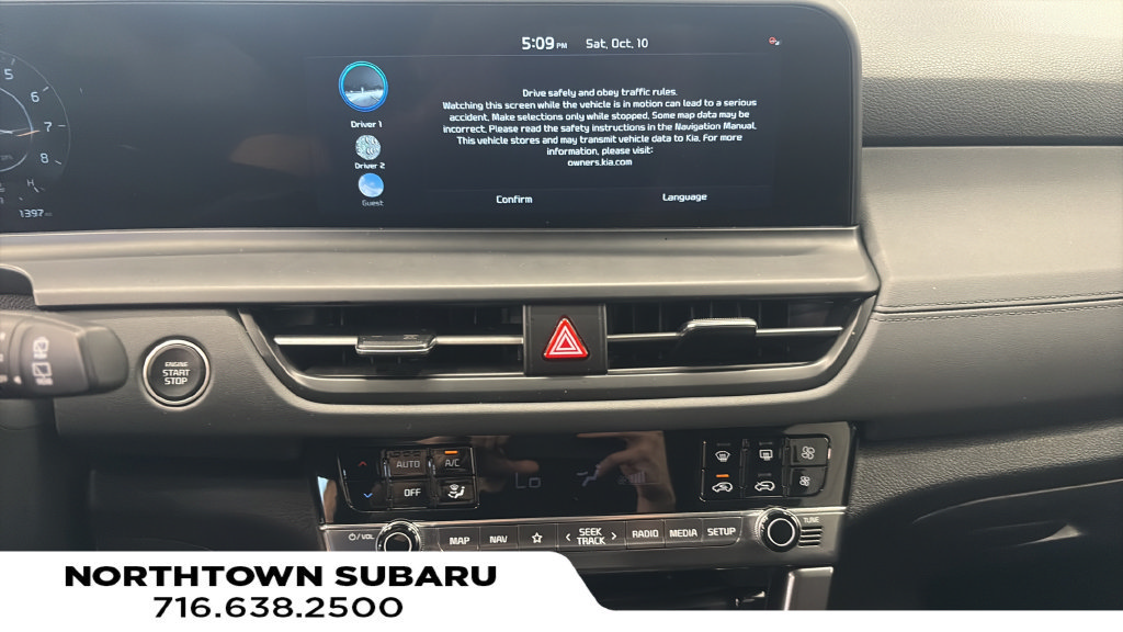 Used 2025 Kia Seltos EX AWD/4WD image 11