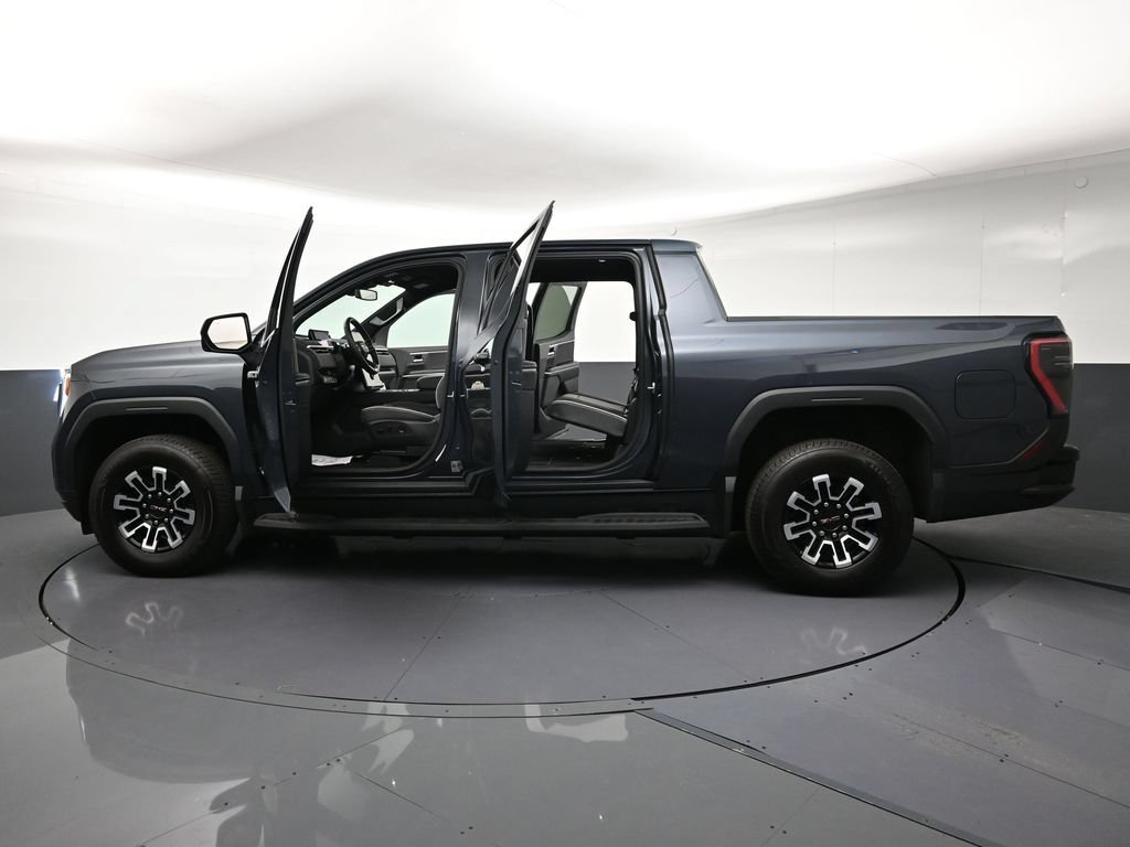 Certified 2026 GMC Sierra EV Elevation AWD/4WD image 33