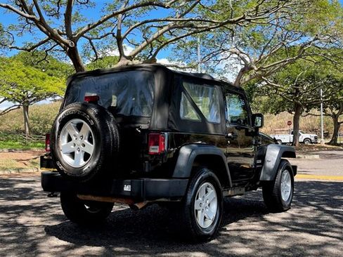 Used 2015 Jeep Wrangler Sport w/ Quick Order Package 24S AWD/4WD image 8