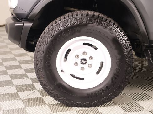 Used 2025 Ford Bronco Heritage Edition AWD/4WD image 19