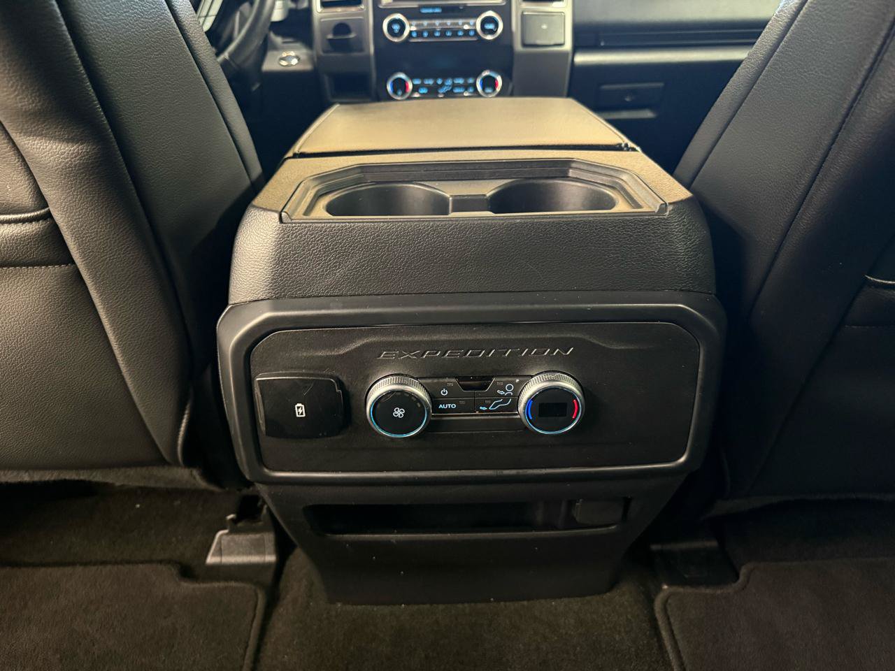 Used 2021 Ford Expedition XLT RWD image 24