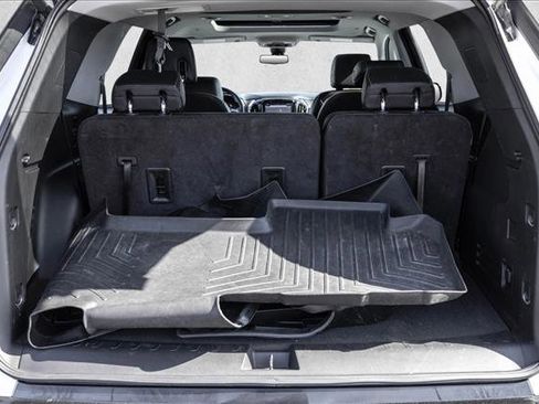 Used 2018 Chevrolet Traverse Premier w/ Redline Edition image 25