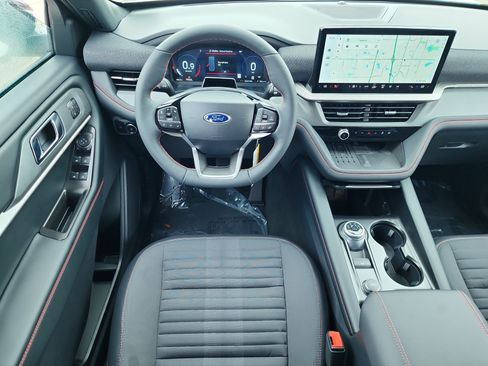 New 2025 Ford Explorer ST-Line w/ Premium Package image 10