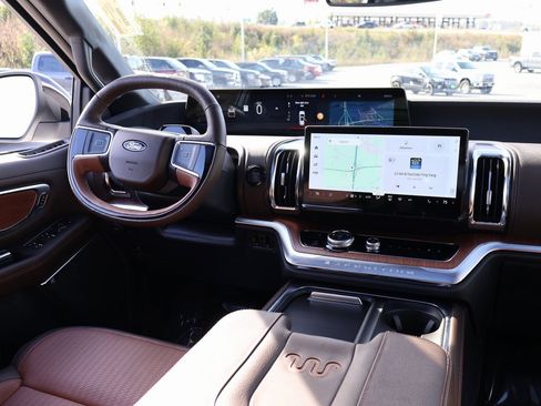 New 2025 Ford Expedition King Ranch image 14