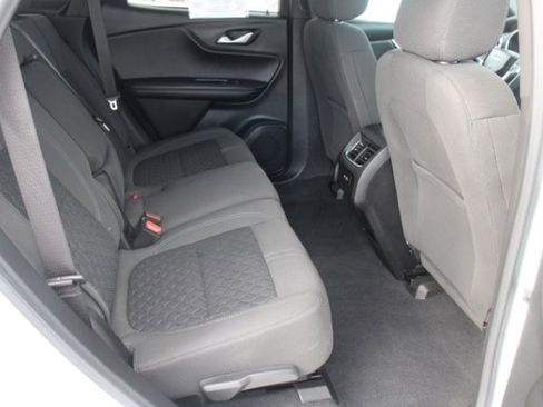 Used 2022 Chevrolet Blazer LT w/ LPO, Black Accent Package image 17