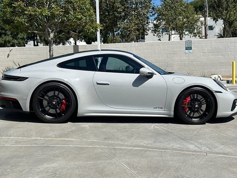 Used 2022 Porsche 911 Carrera GTS RWD image 6