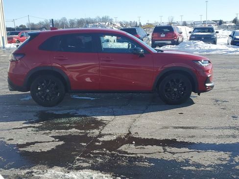Certified 2025 Honda HR-V Sport image 10