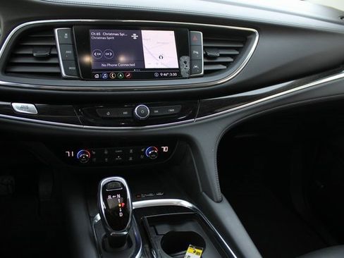 Used 2020 Buick Enclave Avenir w/ Avenir Technology Package image 26