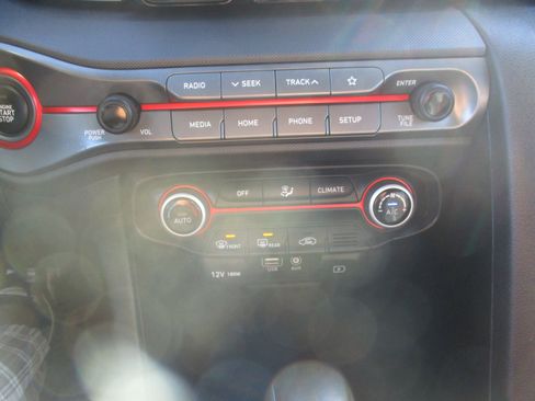 Used 2019 Hyundai Veloster Turbo image 16