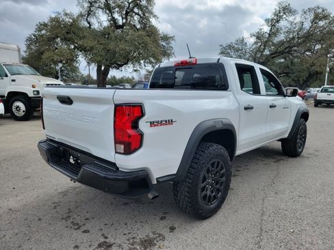 Used 2023 Chevrolet Colorado Trail Boss w/ Technology Package image 5