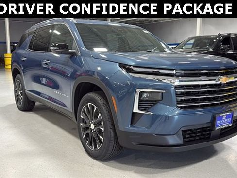 New 2026 Chevrolet Traverse LT w/ Sun and Wheel Package image 2