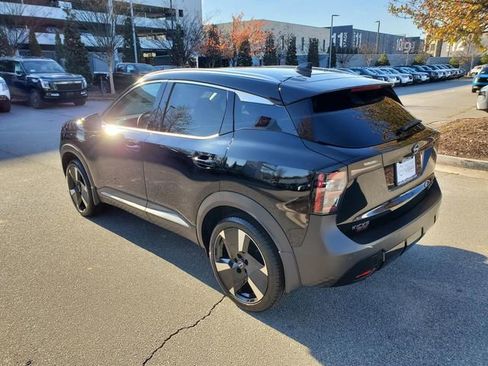 Certified 2025 Nissan Kicks SR image 6