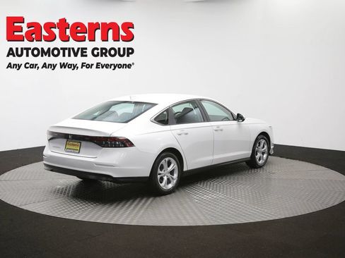 Used 2025 Honda Accord LX image 36
