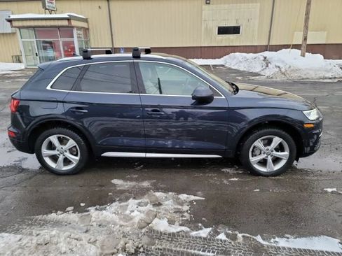 Used 2020 Audi Q5 2.0T Premium Plus w/ Premium Plus Package AWD/4WD image 4