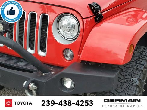 Used 2017 Jeep Wrangler Unlimited Sahara w/ Max Tow Package AWD/4WD image 15