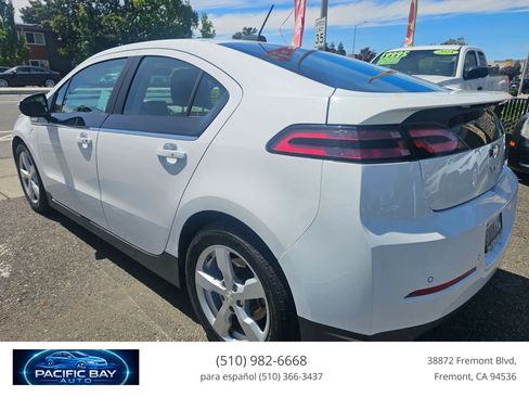 Used 2015 Chevrolet Volt w/ Enhanced Safety Package 1 FWD image 5
