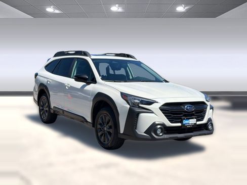 Used 2025 Subaru Outback Onyx Edition AWD/4WD image 7