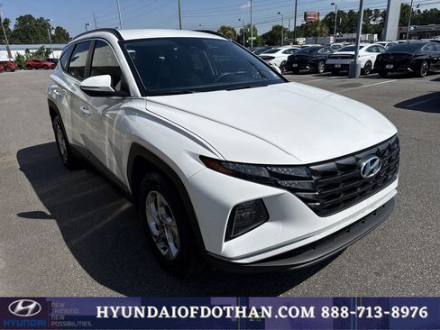 Certified 2023 Hyundai Tucson SEL AWD/4WD image 5