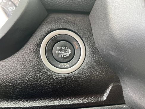 Used 2022 RAM 2500 Laramie w/ Night Edition image 30