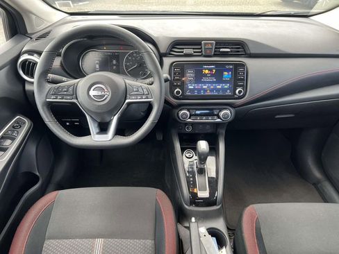 Certified 2025 Nissan Versa SR image 13