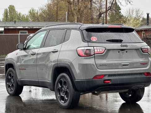 Used 2024 Jeep Compass Trailhawk AWD/4WD image 6