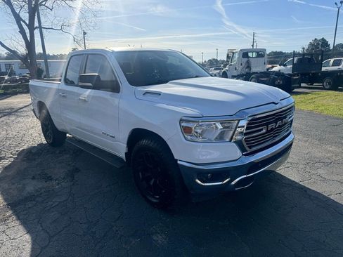 Used 2019 RAM 1500 Big Horn AWD/4WD image 14