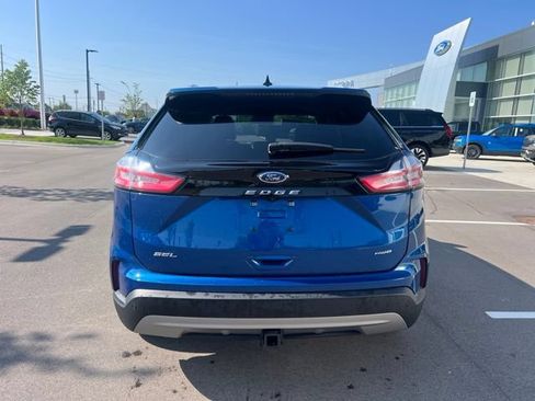 Used 2024 Ford Edge SEL w/ Convenience Package AWD/4WD image 6