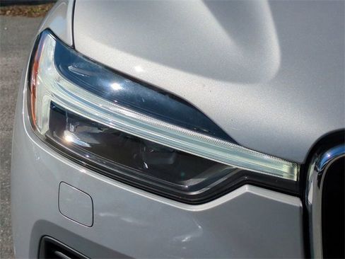 Used 2022 Volvo XC60 T8 Inscription w/ Advanced Package image 10